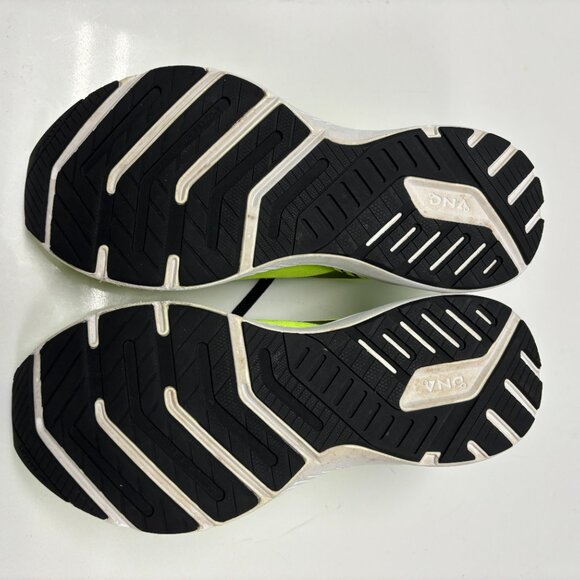 Brooks Launch GTS - Picture 3 of 3